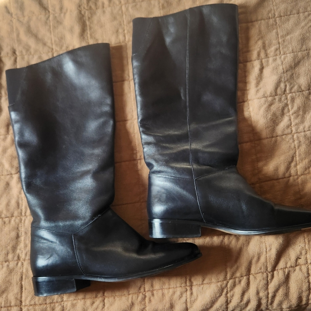 Hunt Club Black Leather Mid Calf Casual Boots Almond Toes Low Heels. Size 9M